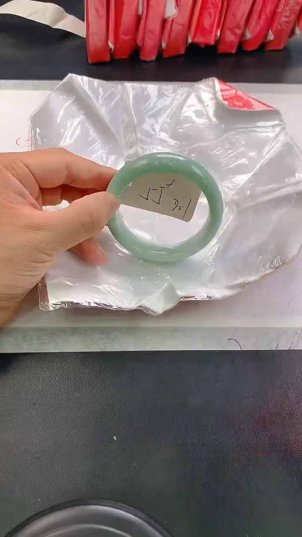 未镶嵌手镯翡翠201