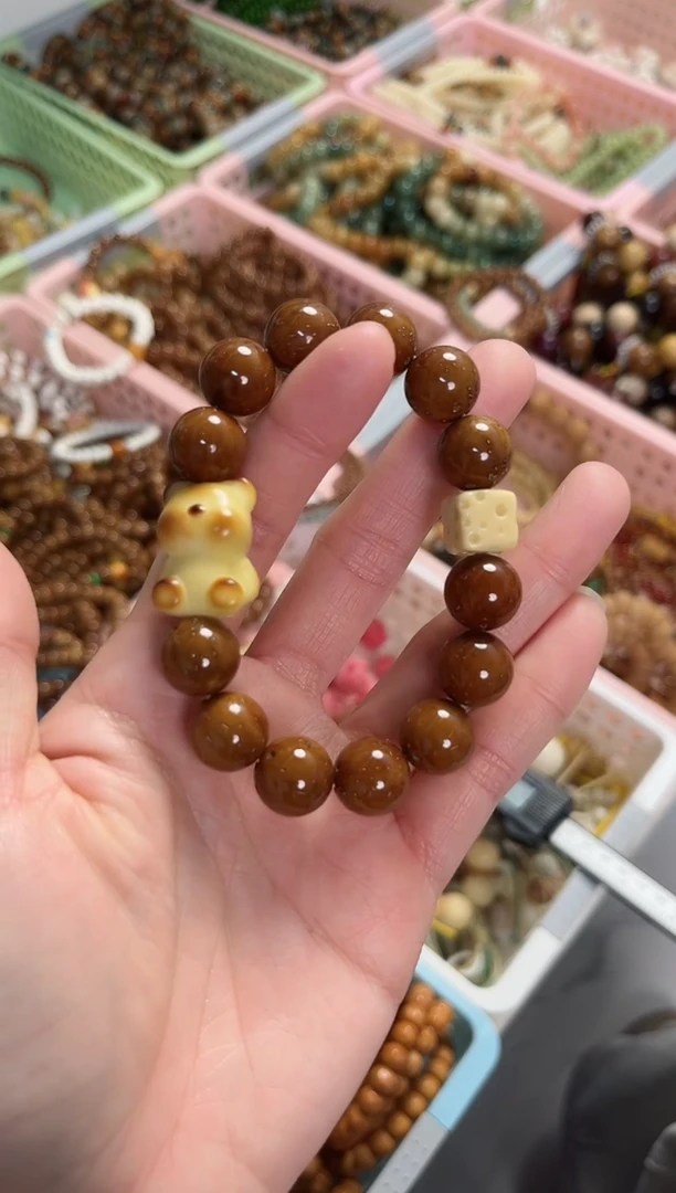 【闪购商品】菩提根/象牙果手串紫金鼠搭配小熊