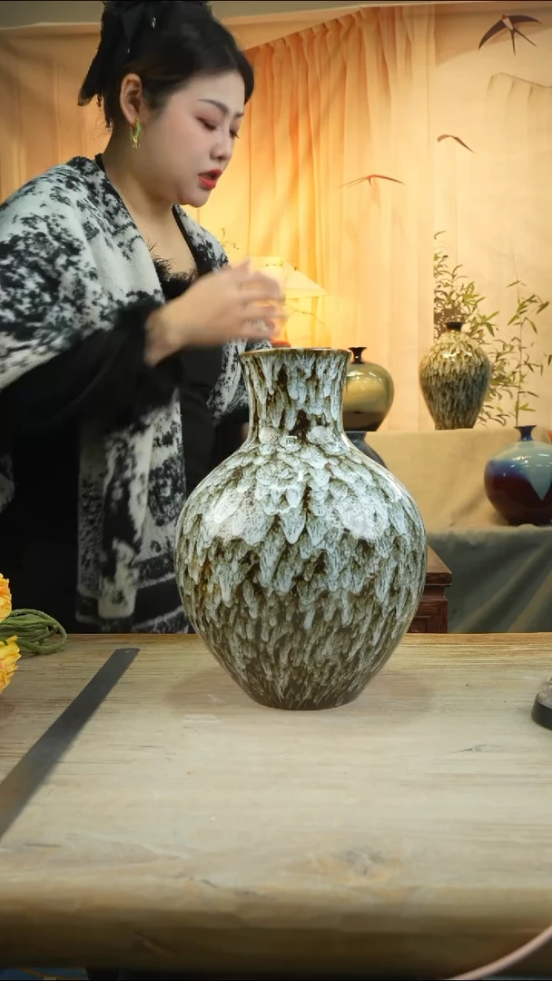 高度33口径11 陶瓷花瓶