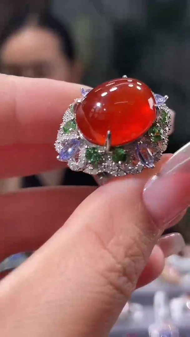 银S925镶嵌戒指石榴石（芬达石）戒指