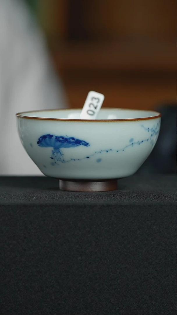 润翠堂汝瓷莲蓬023