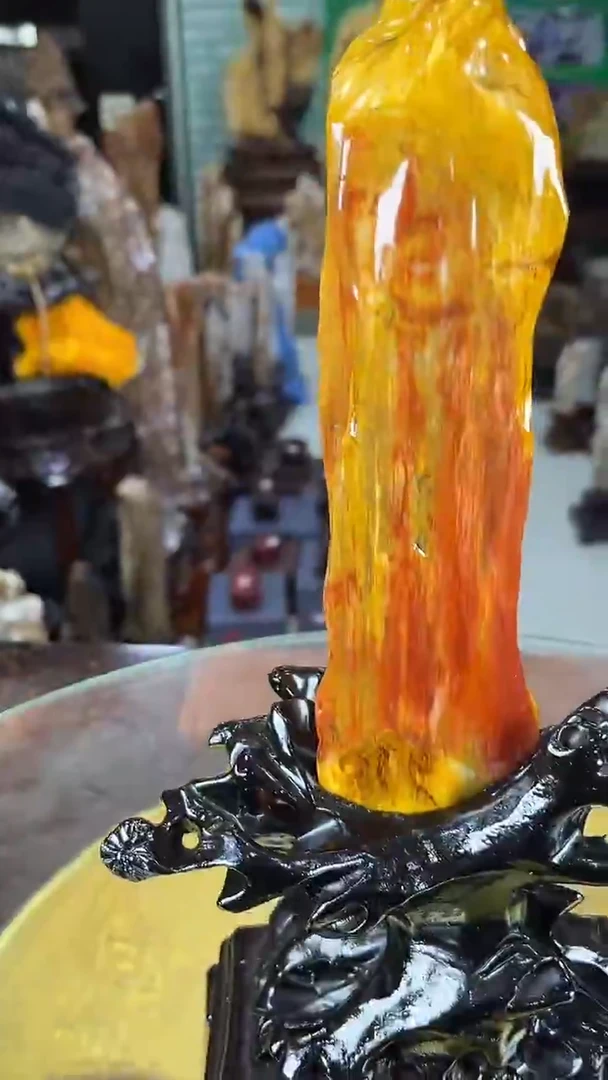 缅甸天然缅玛摆件