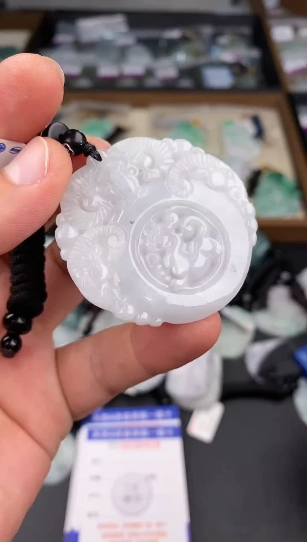 【闪购商品】翡翠颈饰未镶嵌   天然翡翠，一物一图