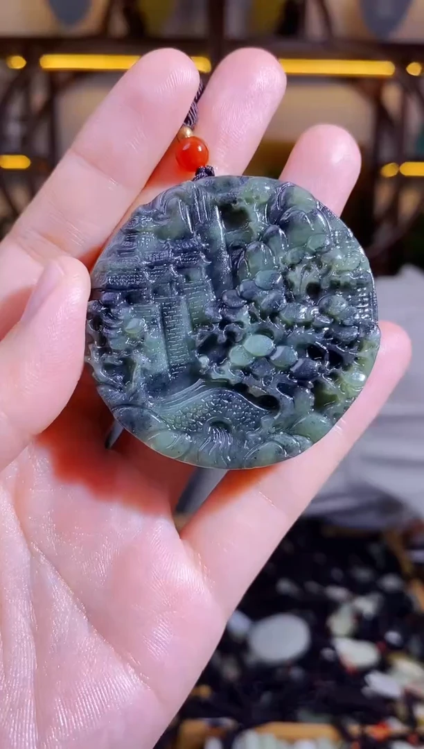 颈饰未镶嵌和田玉1