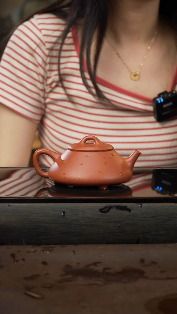 茶壶紫砂13，任瓢，朱泥，150cc