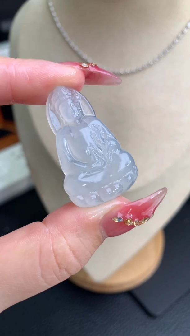 未镶嵌定制翡翠观音