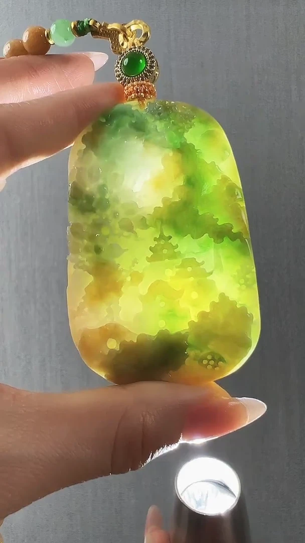 颈饰未镶嵌翡翠山水