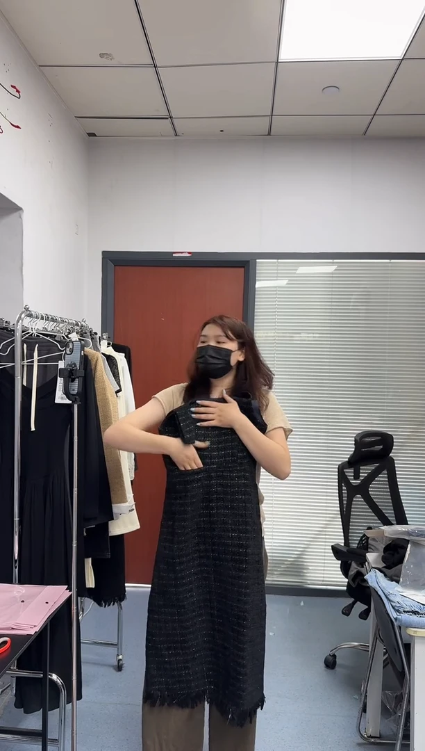 恐龙阿姨闪购商品：小香风连衣裙腰围70