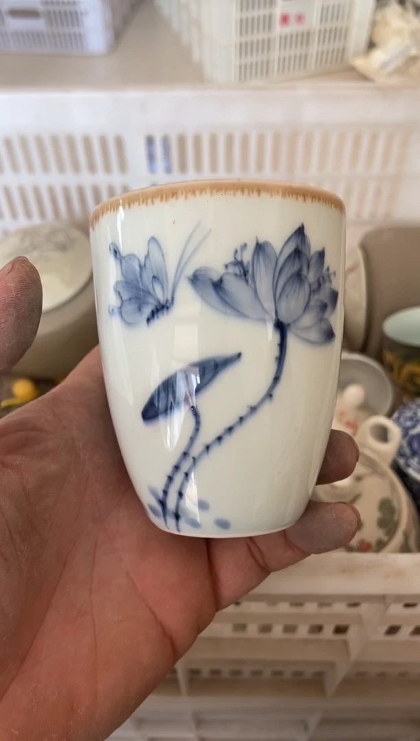 杯无运费险有瑕疵的摄影的产品有使用过的痕迹有点脏介意勿拍