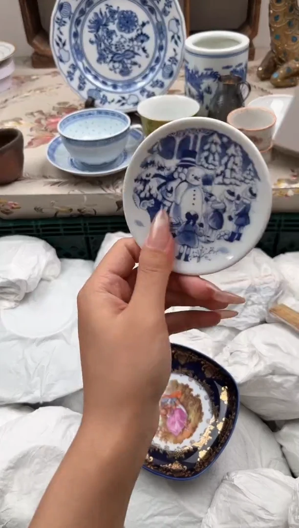 瓷片是*蛋K         320