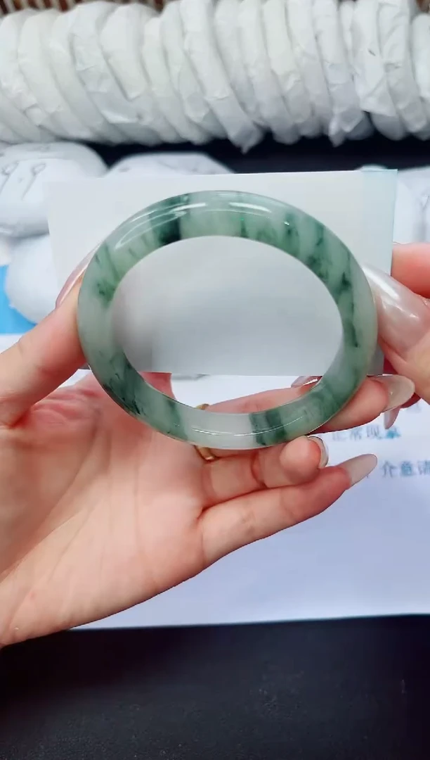 石英质玉手镯未镶嵌21/59