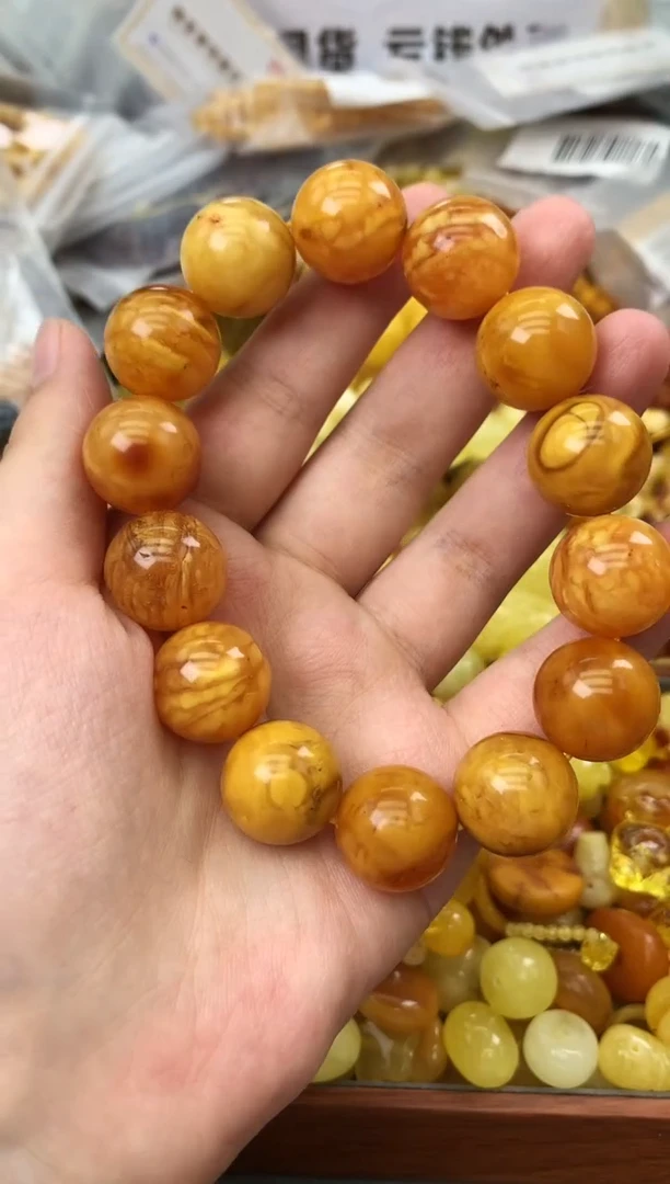 未镶嵌琥珀珠宝奇石112