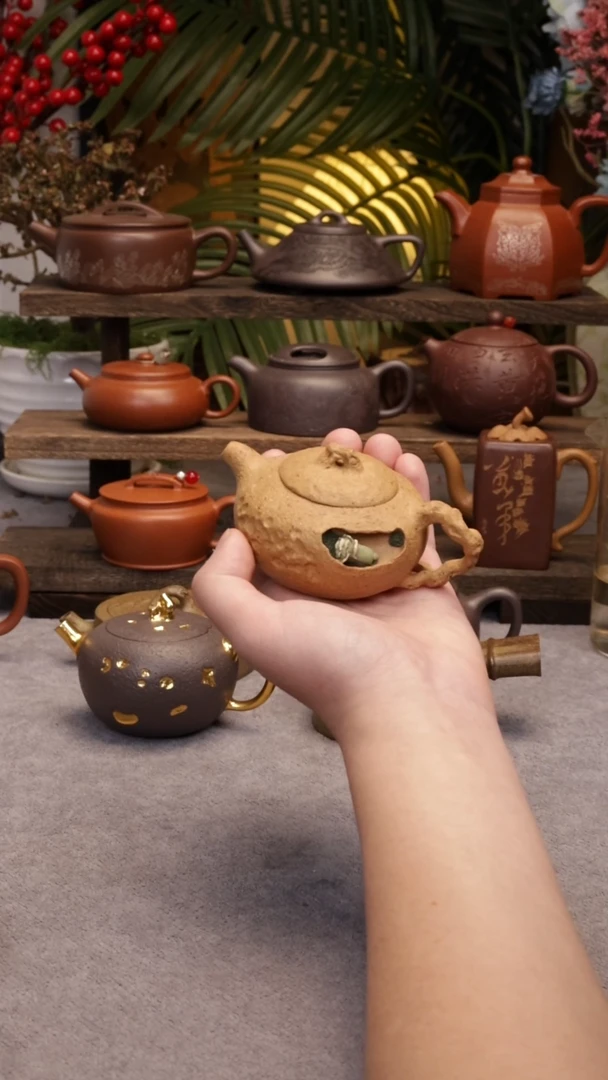 【闪购商品】紫砂壶沉香段泥百财供春110CC