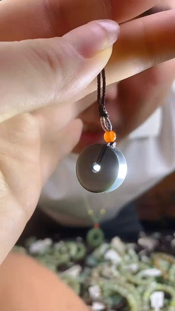 和田玉未镶嵌颈饰多样性发货，拍一发一