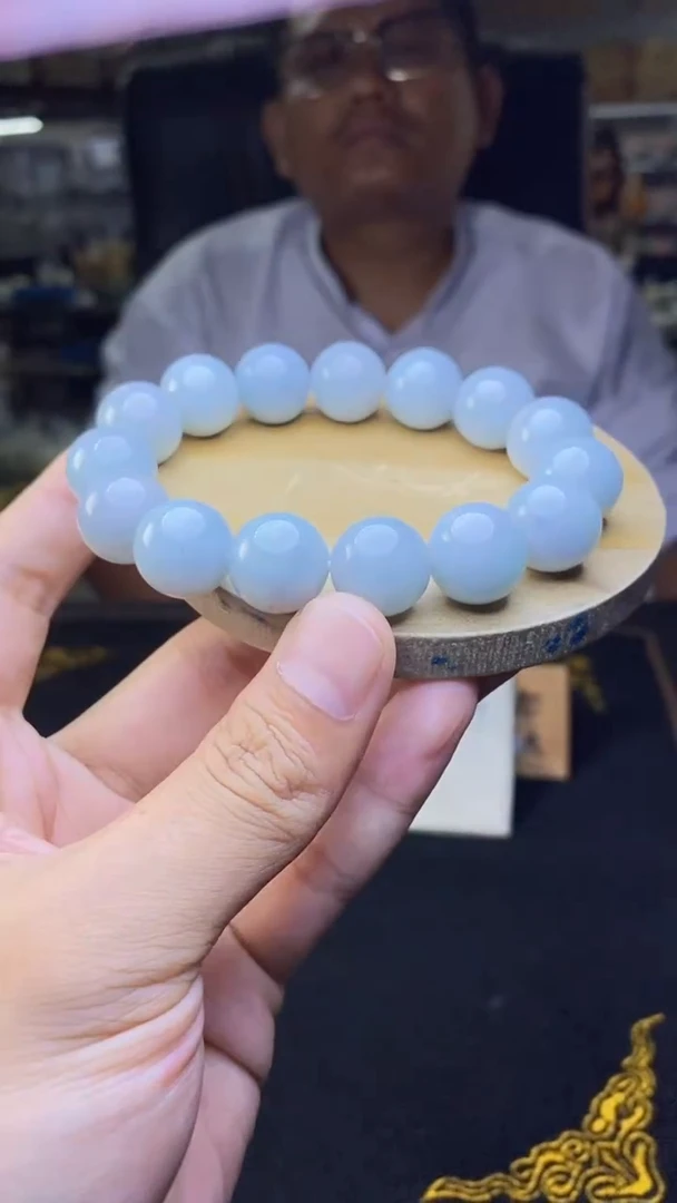 定制翡翠未镶嵌天然缅甸A货翡翠，多样性发货，拍一发一