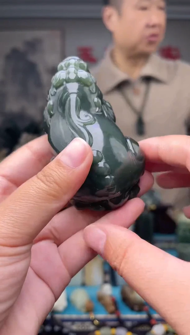 未镶嵌和田玉挂件1