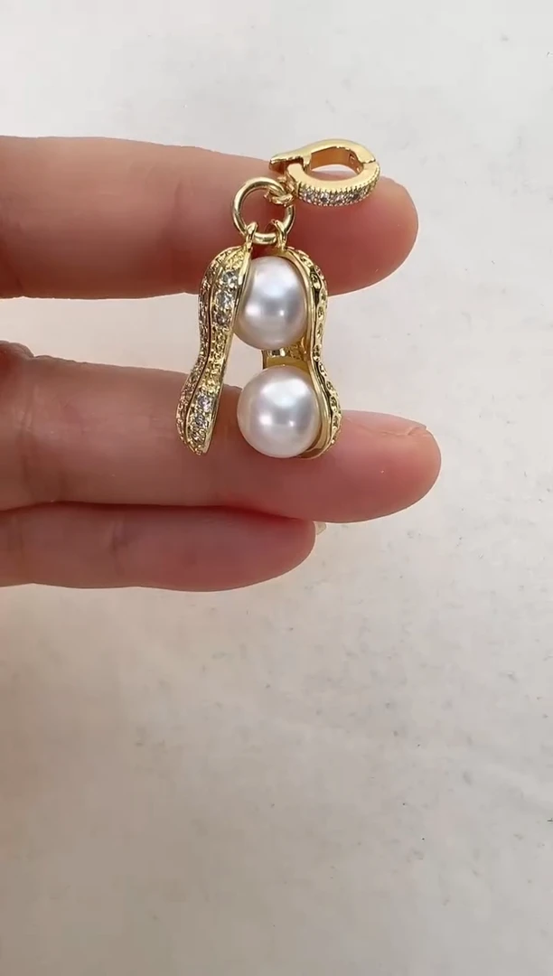 【闪购商品】淡水珍珠颈饰合金花生