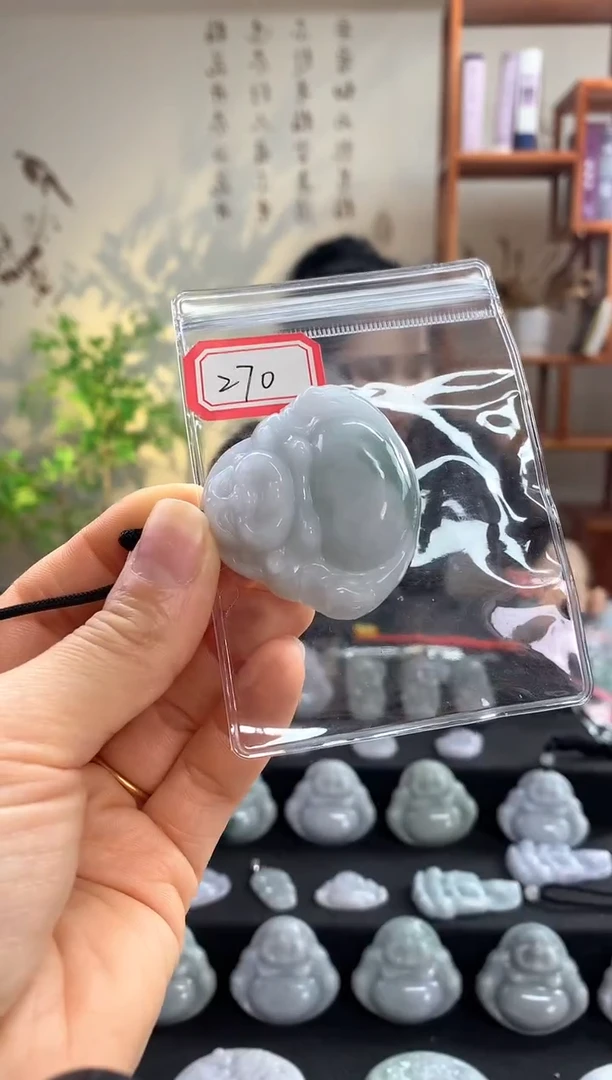 【闪购商品】翡翠颈饰未镶嵌佛公270
