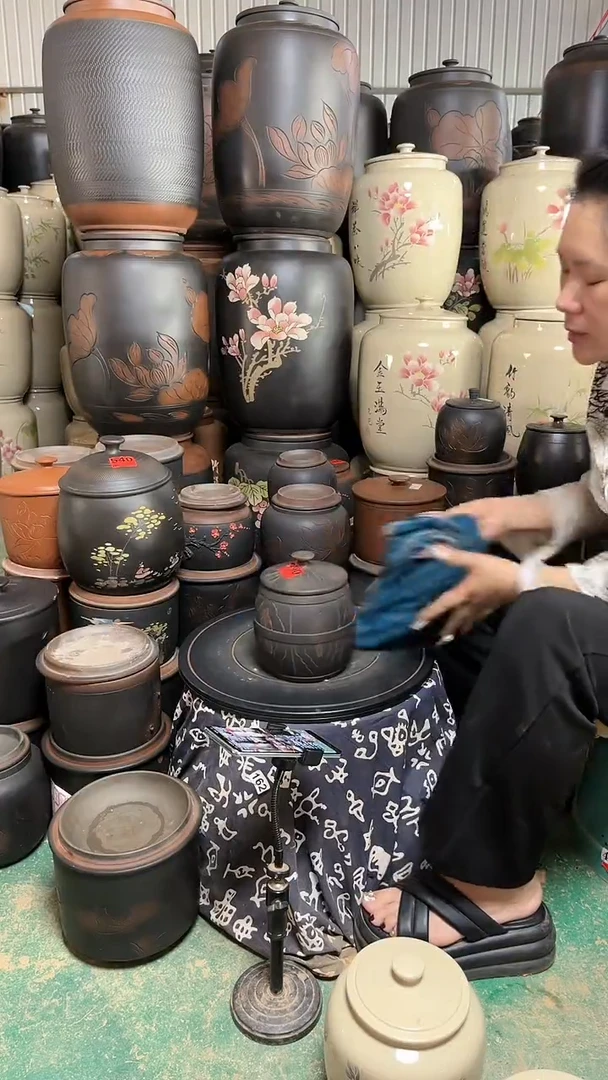 罐完品茶叶罐 200克木桶 390