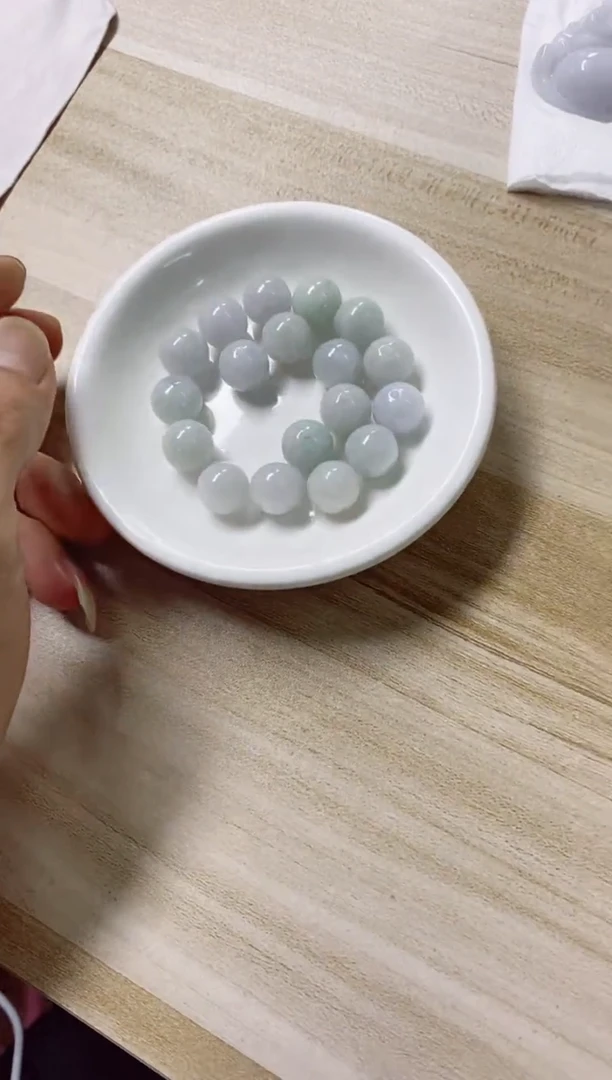 翡翠未镶嵌颈饰1天然缅甸翡翠A货