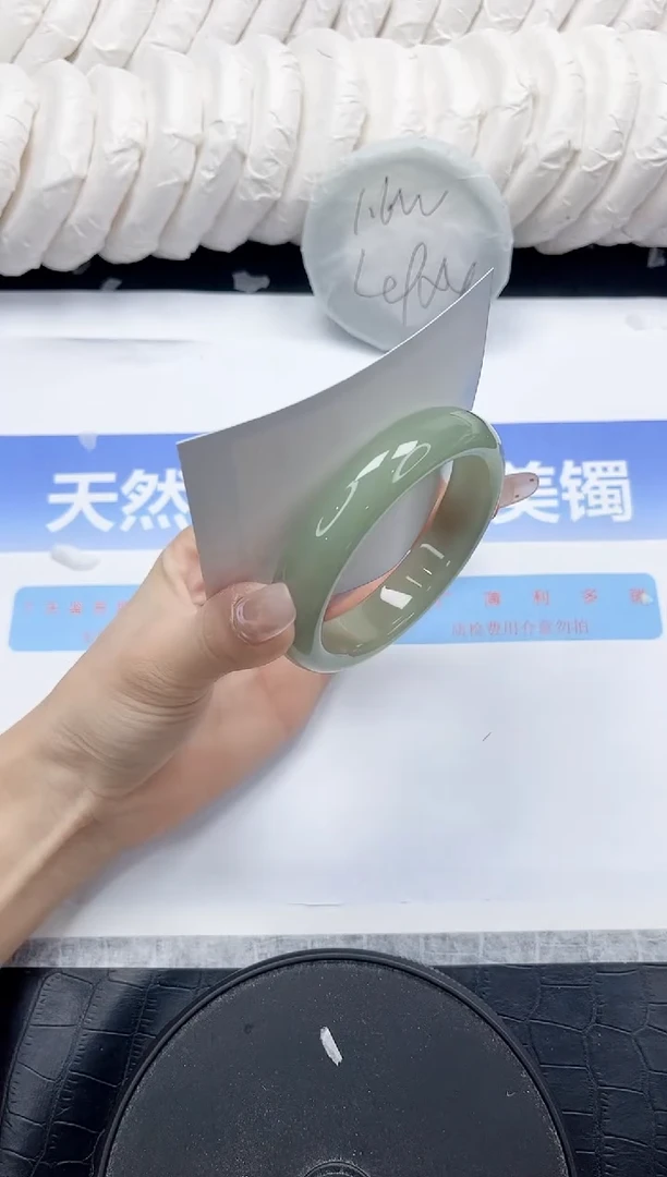 未镶嵌手镯石英质玉190-58