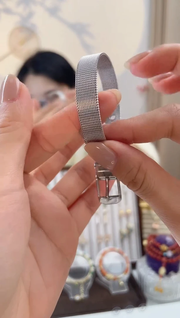 铜合金无银色表带