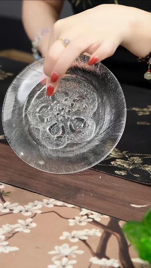 琉璃手工艺品原矿水晶雪花片壶城