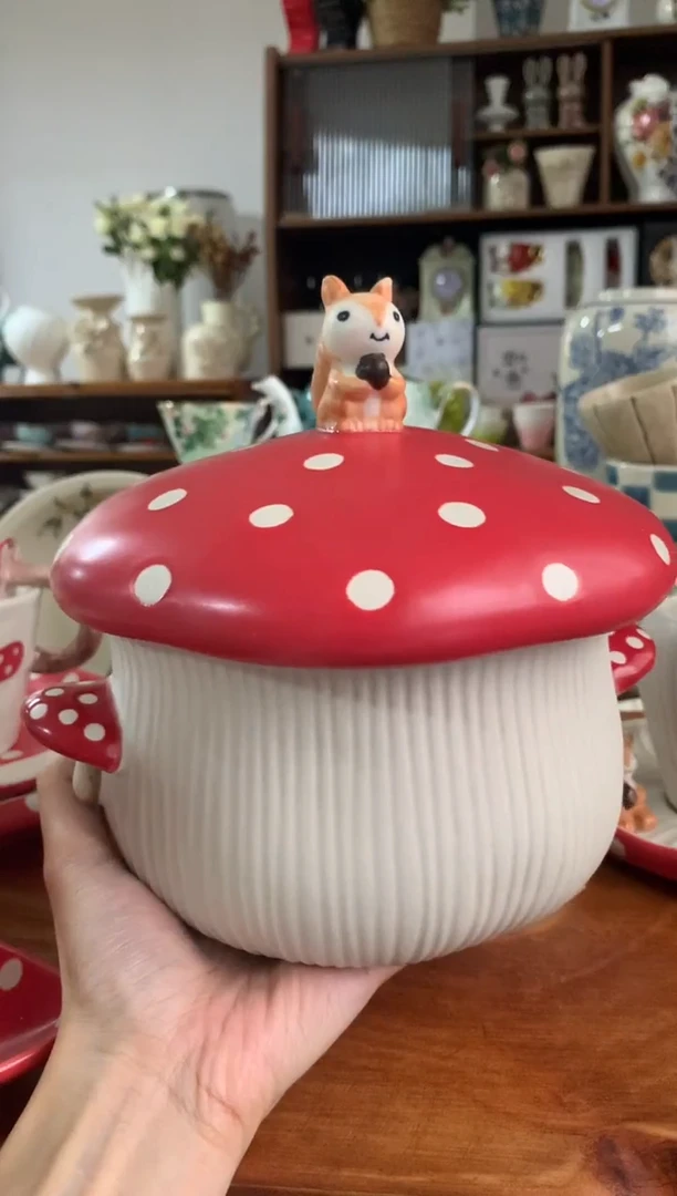 陶瓷红蘑菇面碗1个