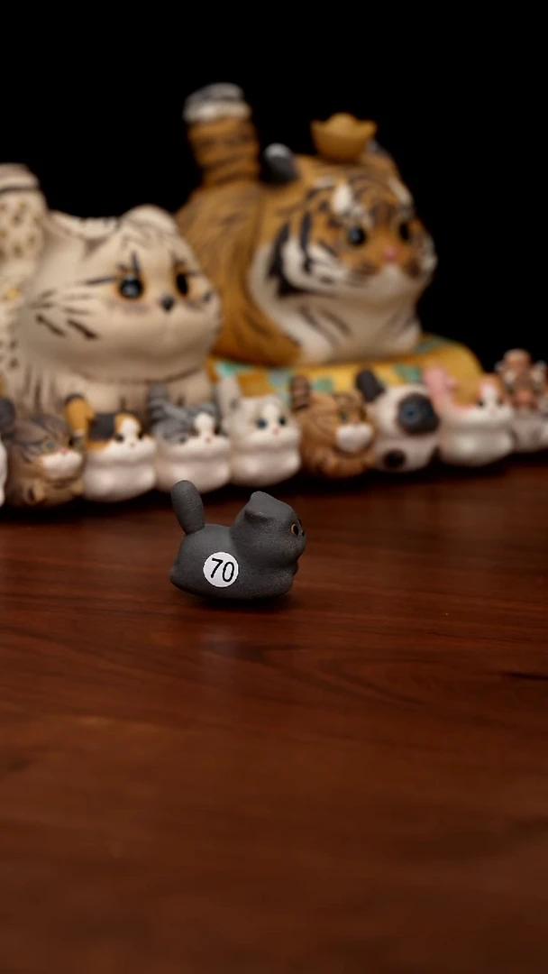 紫砂摆件微瑕猫猫