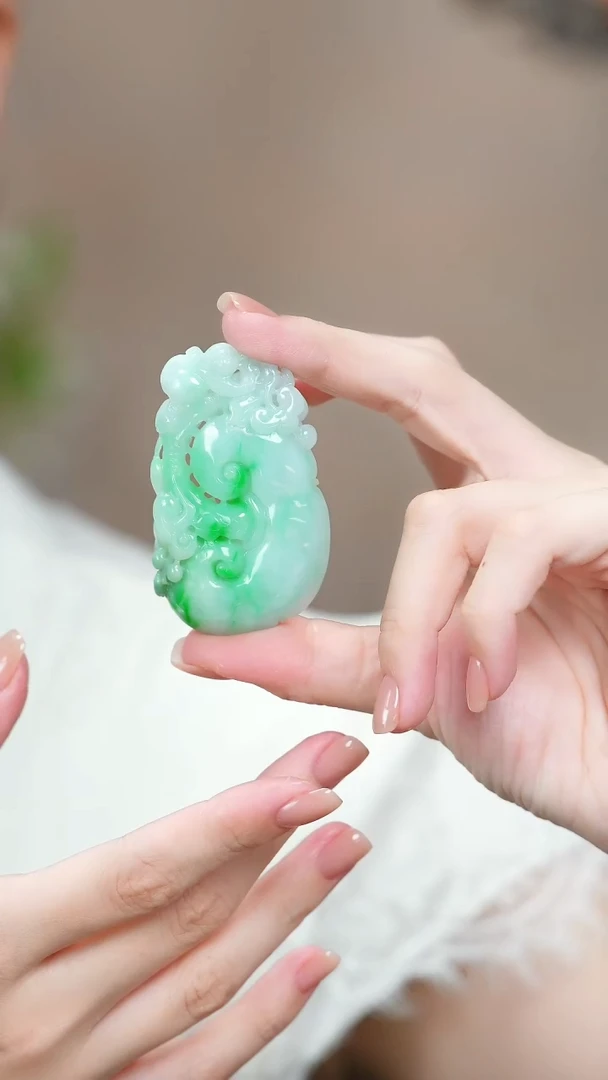 翡翠未镶嵌吊坠(不含链)新款