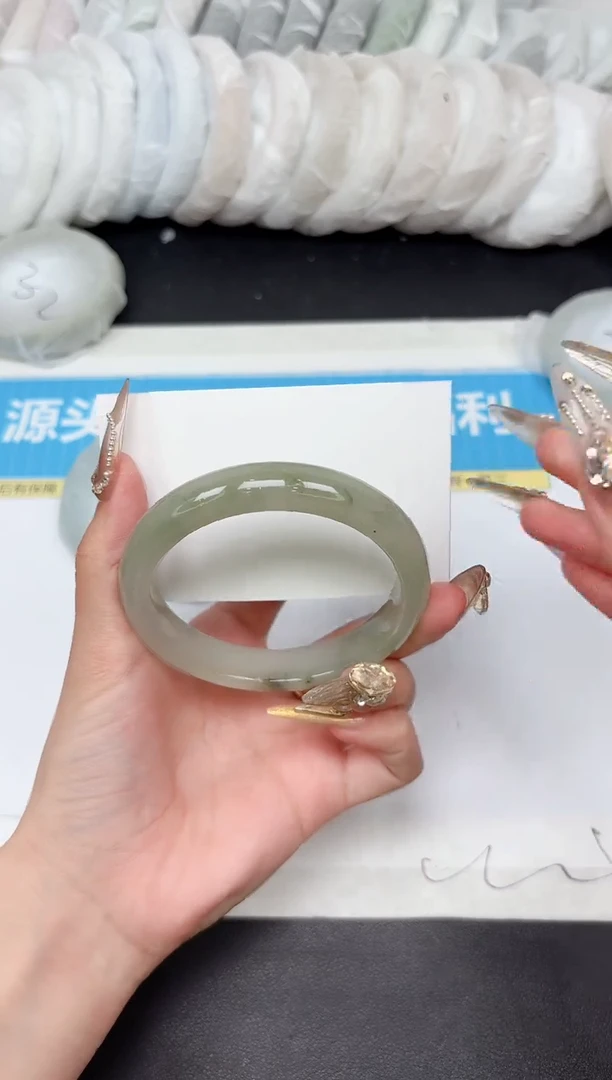 石英质玉手镯未镶嵌339-60.0