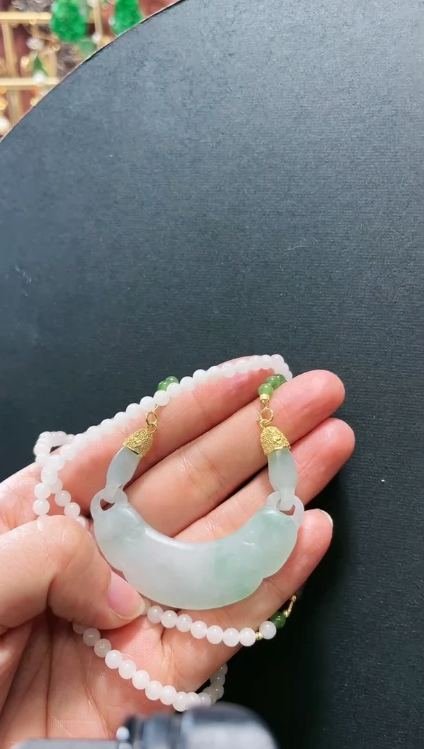 【闪购商品】翡翠颈饰18K金镶嵌支持48小时鉴赏