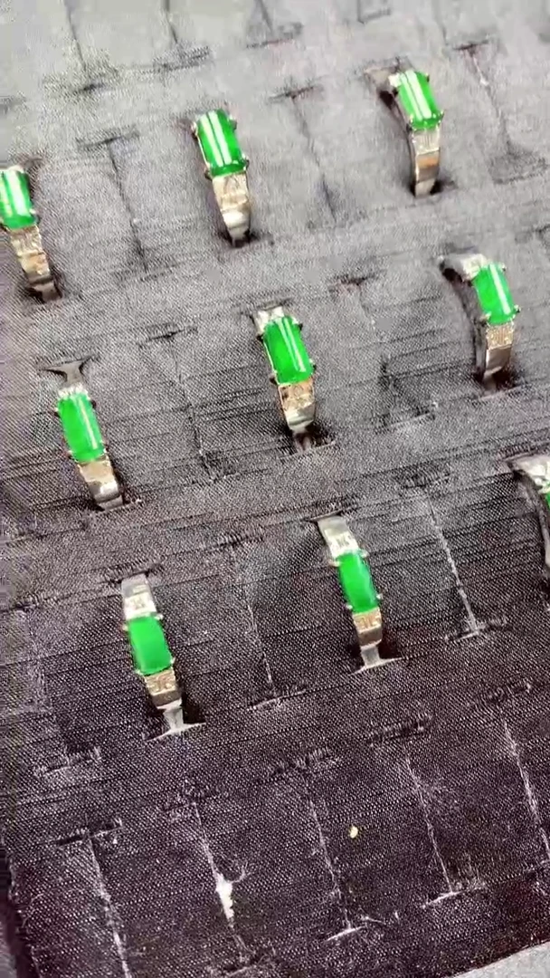 【闪购商品】翡翠戒指银S925镶嵌N多样性发货拍一发一