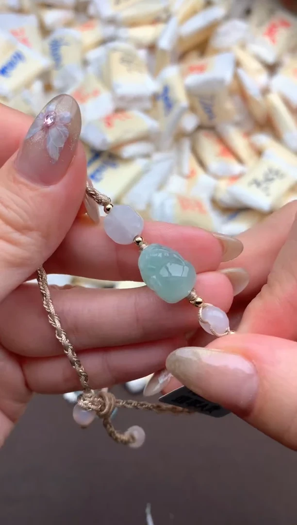 【闪购商品】翡翠手绳未镶嵌一