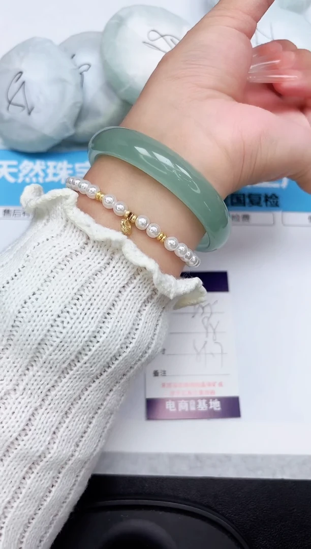 石英质玉手镯未镶嵌255-59.7