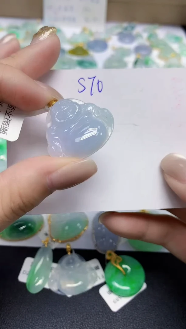 颈饰18K金镶嵌翡翠天然缅甸翡翠A货翡翠百元以上9元证书费自理
