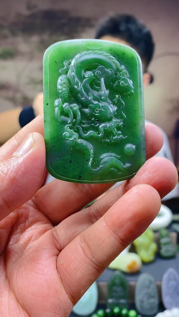 颈饰未镶嵌和田玉1111