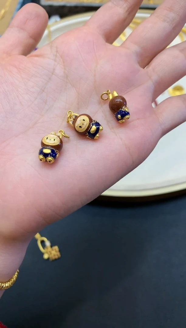 【闪购商品】定制足金吊坠(不含链)（多样性发一件）W421|2968