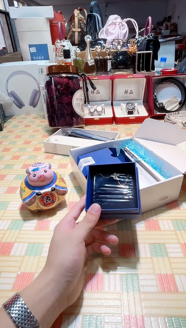 瓷片瓷器 库房到期 全部地板价@@1