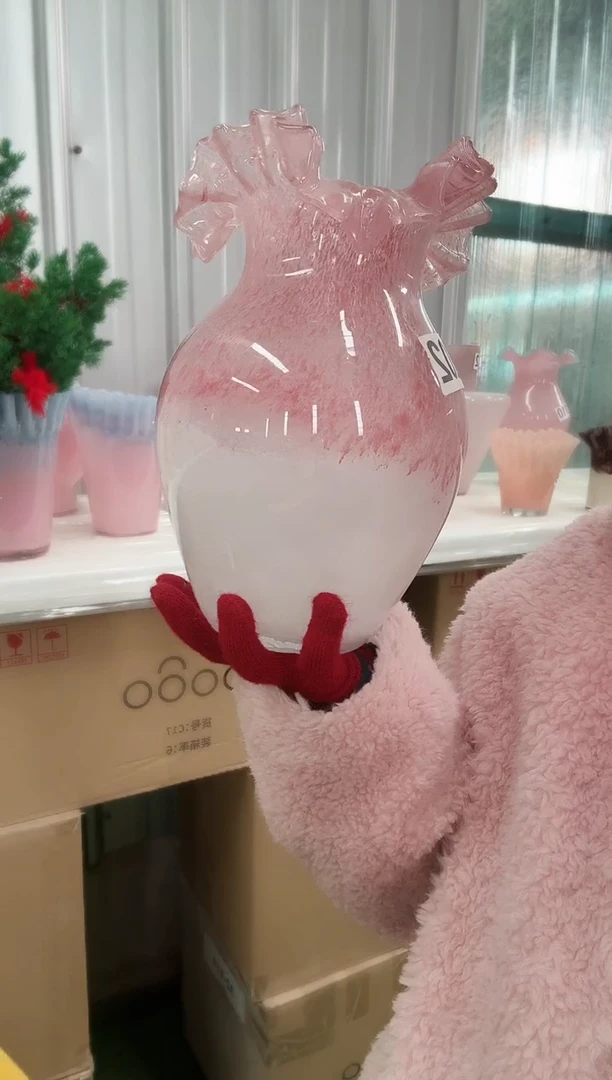 100直播玻璃花瓶