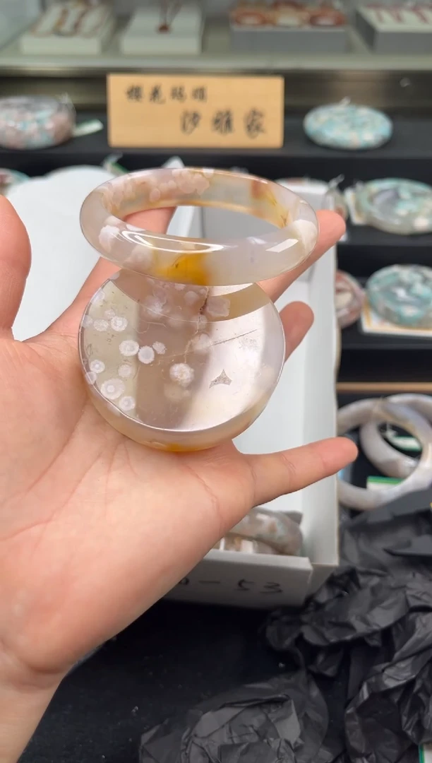 未镶嵌手镯石英质玉61圈口（赠品镯心）383693