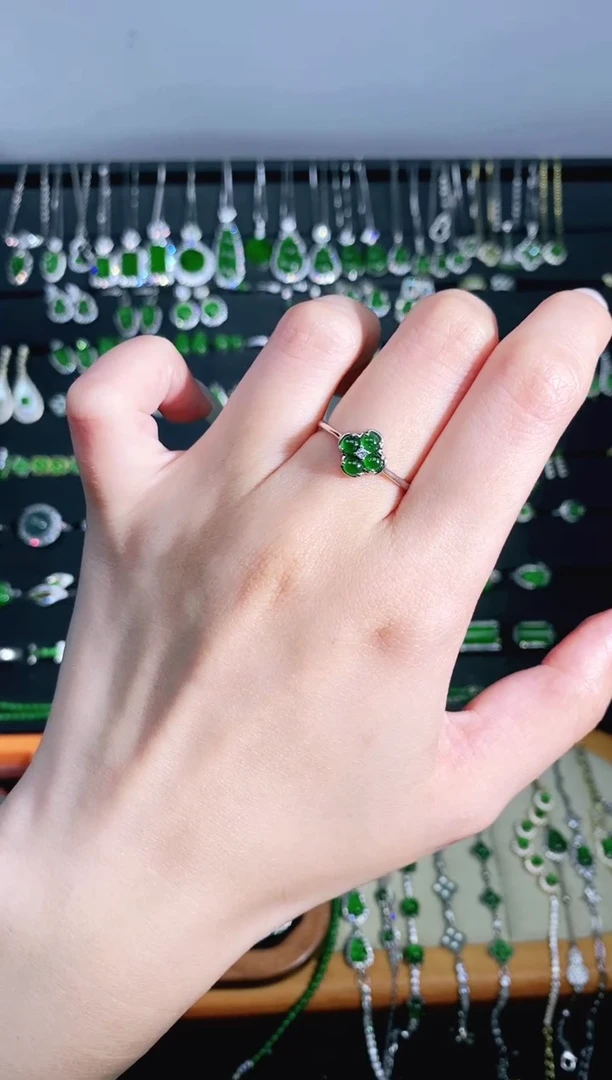 翡翠戒指银S925镶嵌多样性