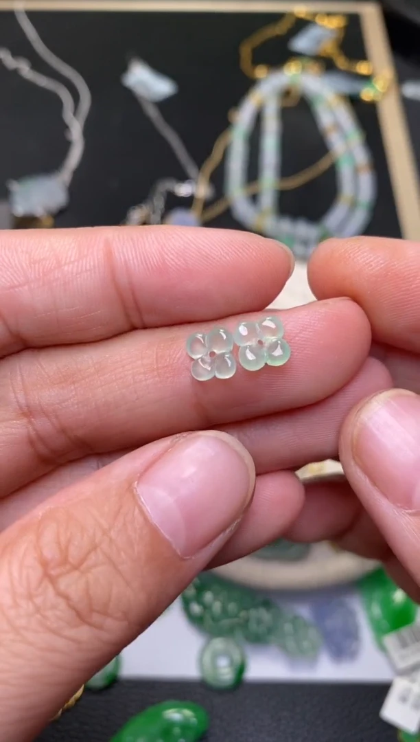 颈饰未镶嵌翡翠净货1163