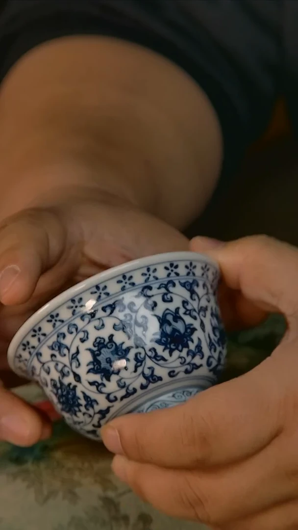 杯手工手绘杯杯很美丽