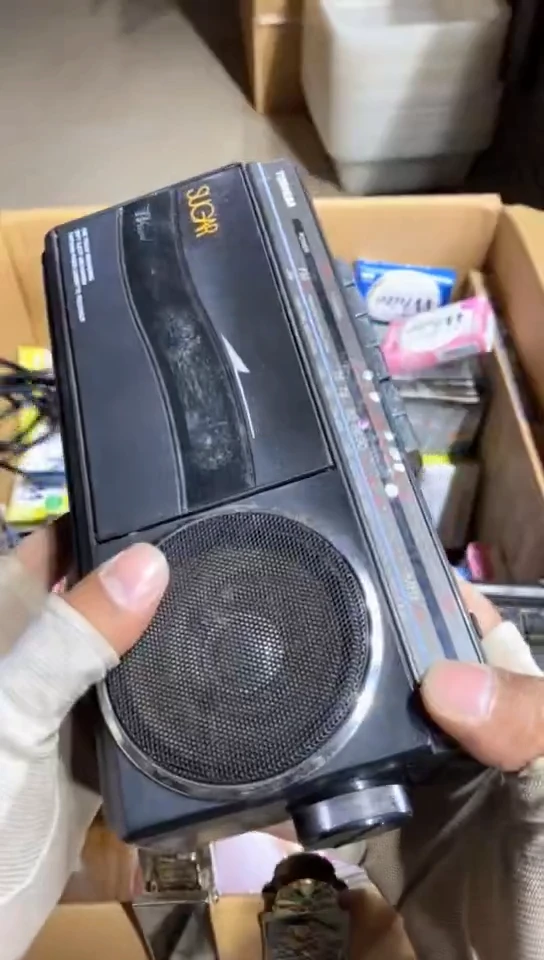 8新自***心中古商品，瑕疵品，不保好坏。194