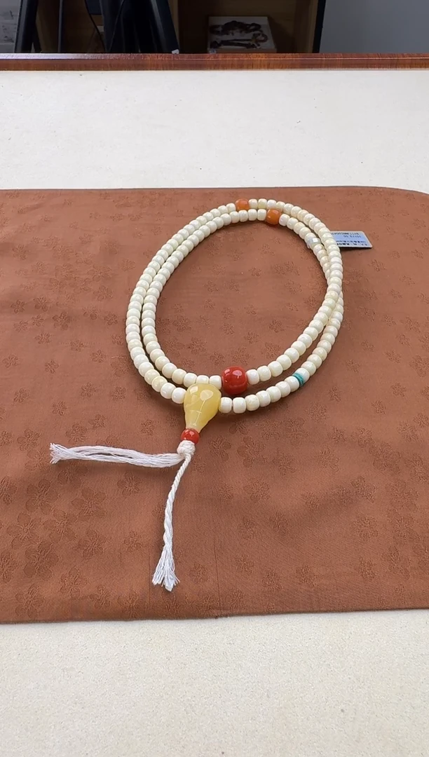 蜜蜡颈饰未镶嵌D****爸闪3 玄天典藏糯白108设计款6mm左右
