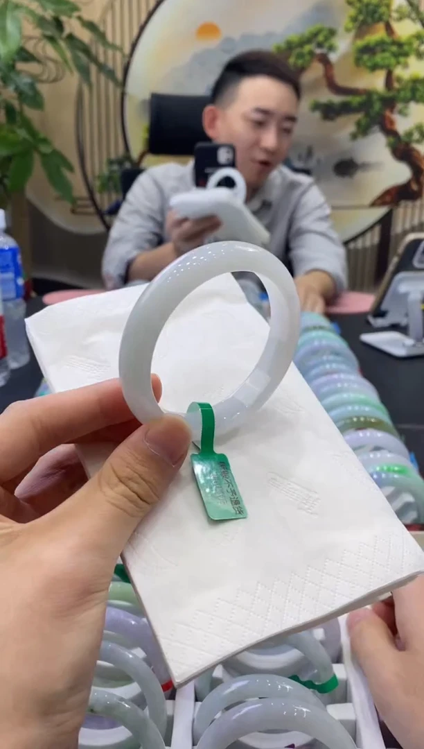 未镶嵌手镯翡翠7317