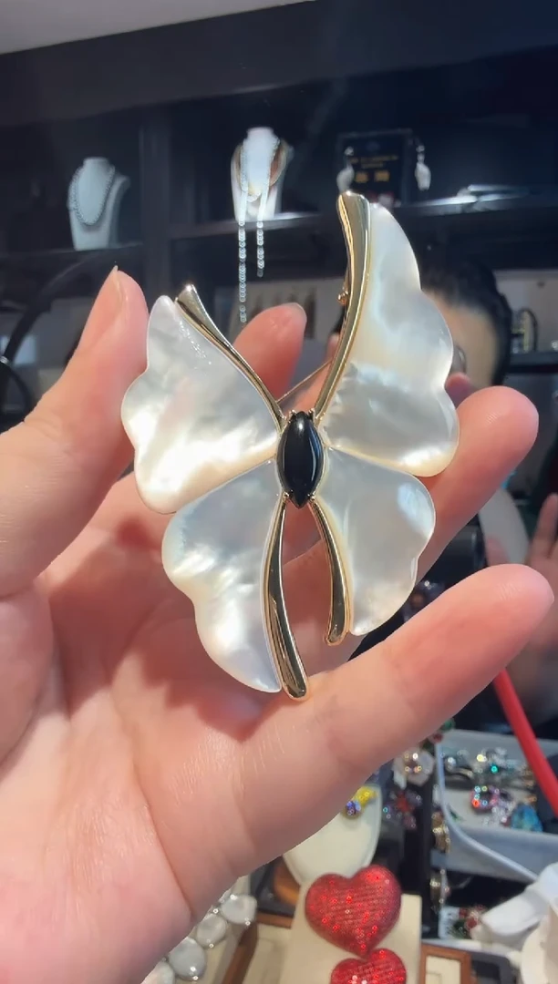 仿水晶铜合金高货  白贝 妖姬蝴蝶