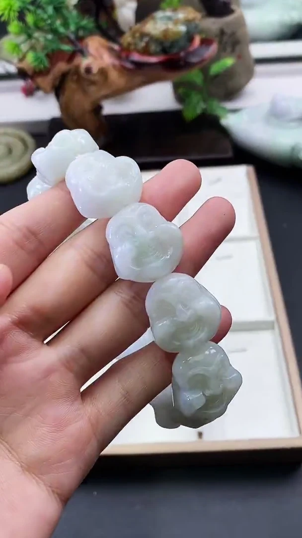 颈饰未镶嵌翡翠天然缅甸A货翡翠