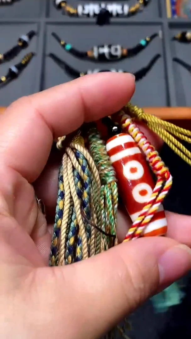 【闪购商品】玛瑙/玉髓车挂未镶嵌车挂红肉五眼